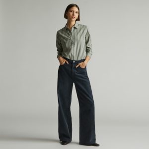Alternative view of The Must-Have Shirt in Silky Cotton | Green Balsam / Seagrass