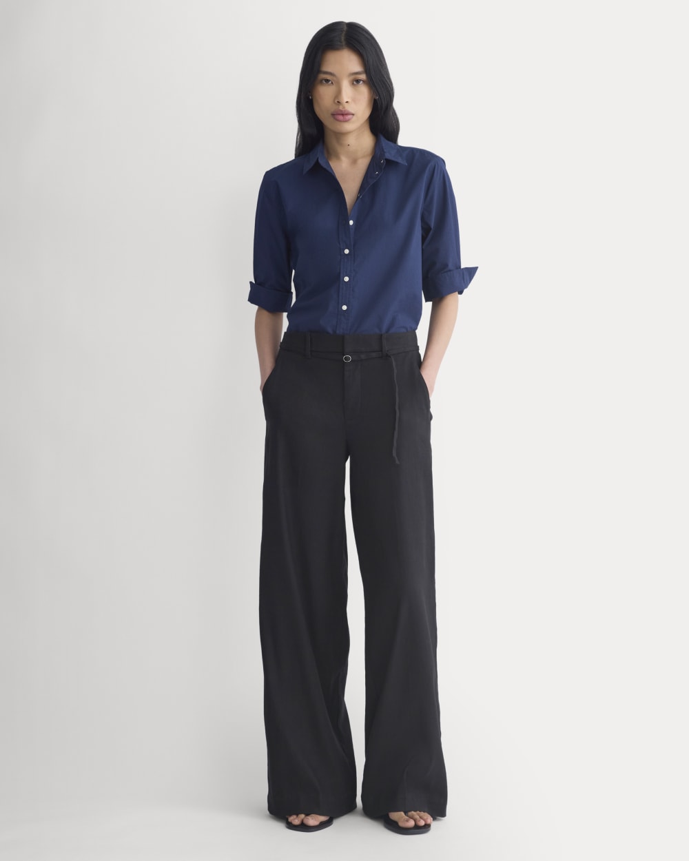 Cuff Detail Shirt in Lightweight Cotton | Navy - Image 3