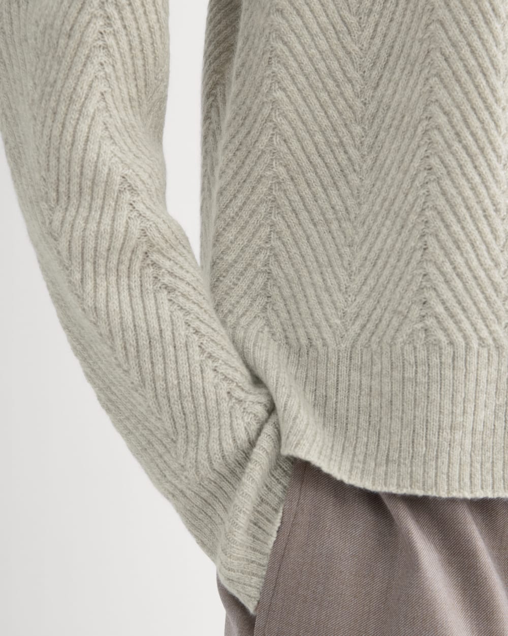 Cashmere Herringbone Sweater | Canvas - Image 4