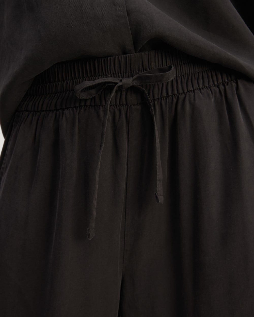 The Wide-Leg Pant in Butterlite | Black - Image 5