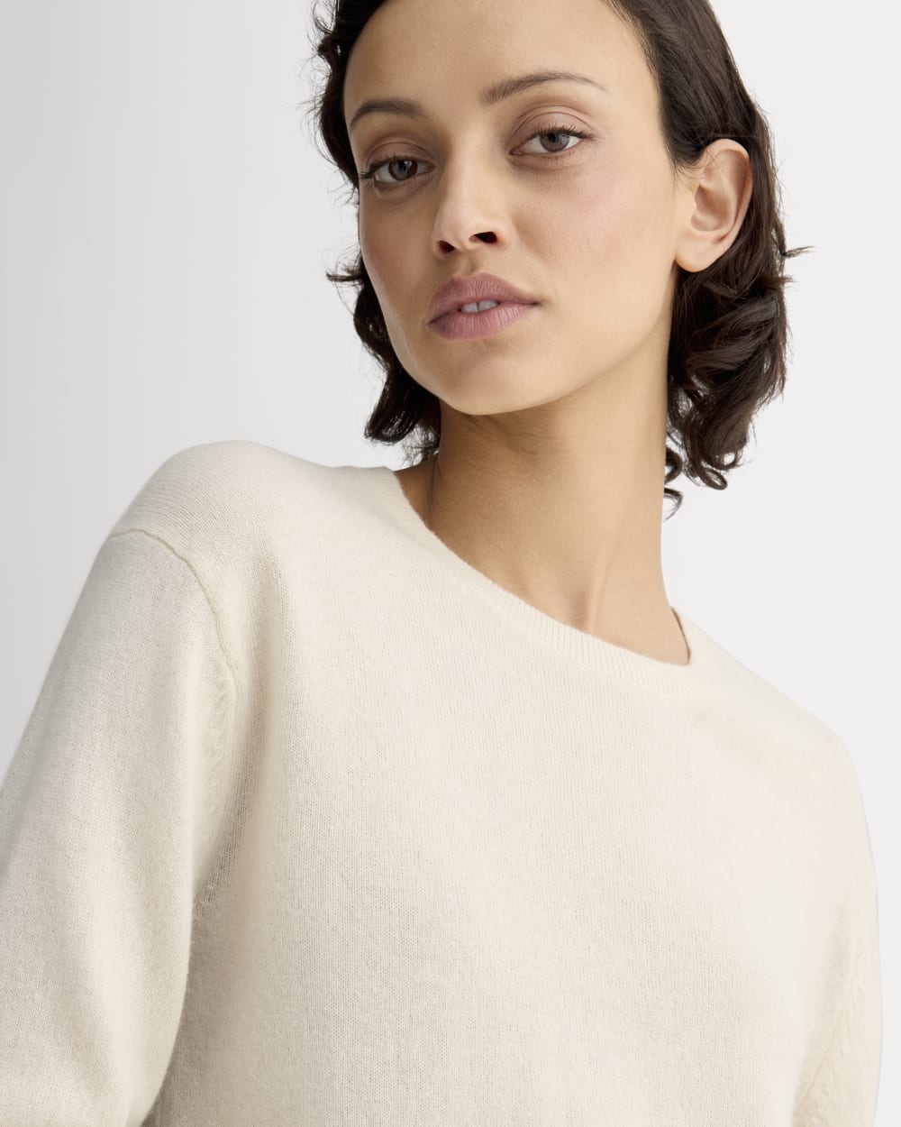 The Classic Crew in Cashmere | Bone - Image 4