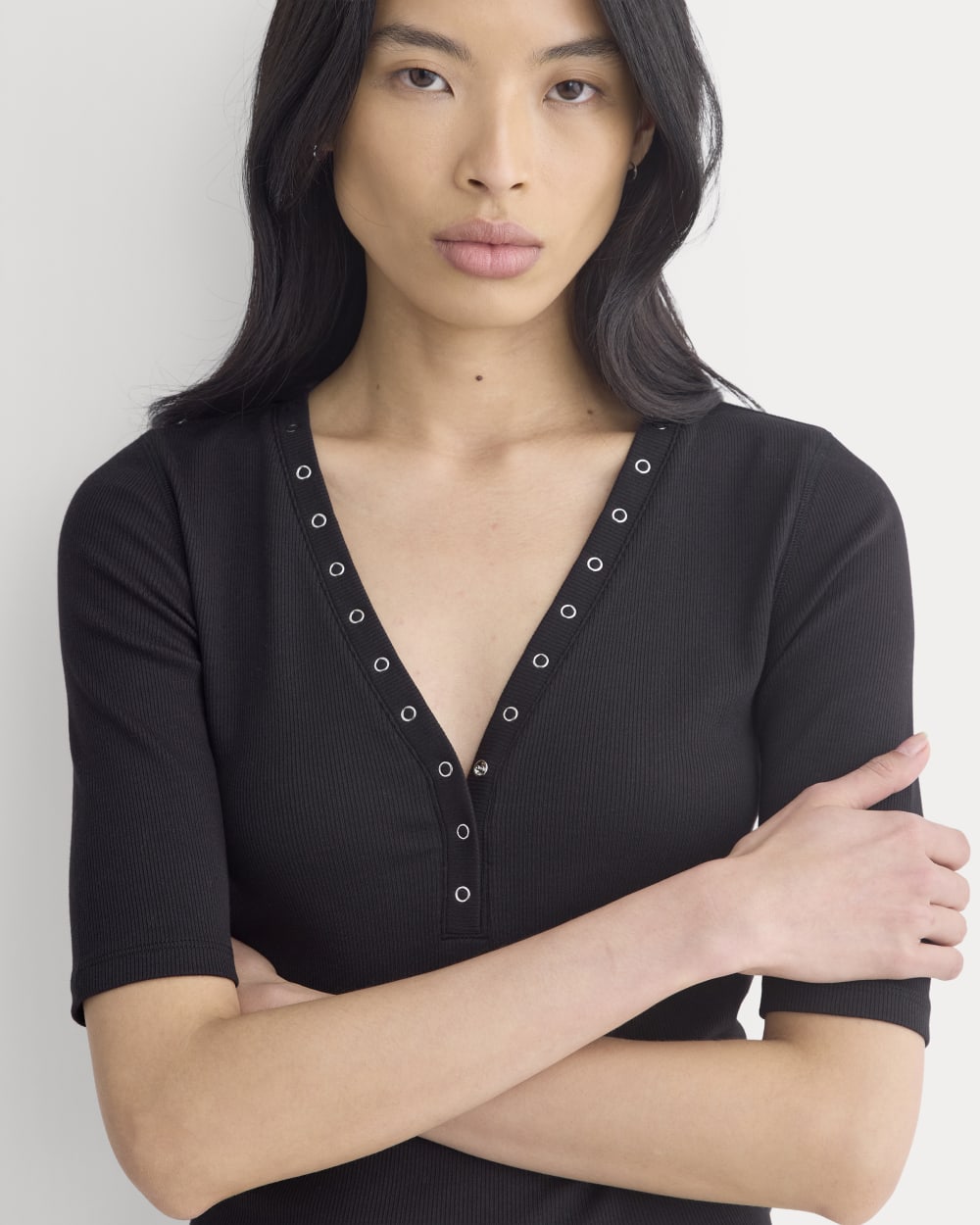 Luxe Rib V-Neck Henley | Black - Image 4