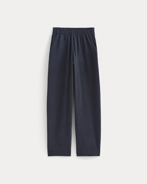 Alternative view of The Off-Duty Barrel Pant | Navy
