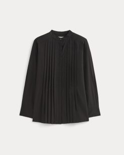 Alternative view of The Pleated Shirt in Silky Cotton | Black