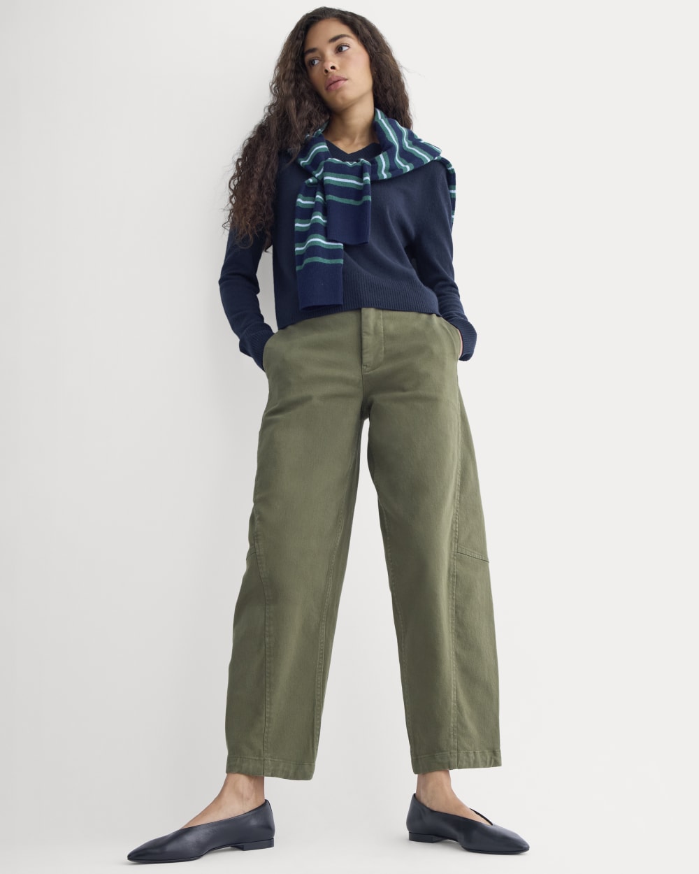 Twisted Seam Barrel Pant | Olive Night - Image 4