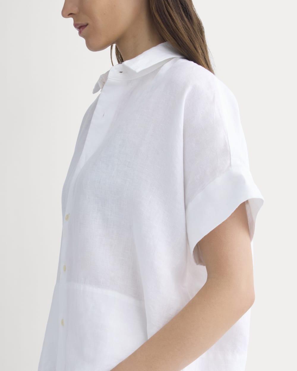 The Boxy Shirt in Linen | White - Image 4
