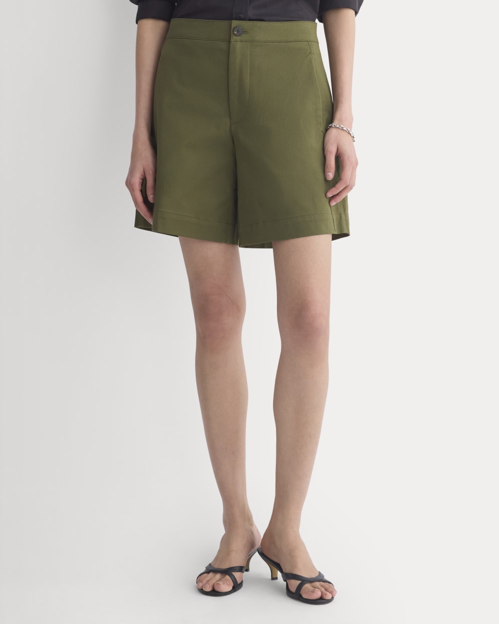 Side-Panel Tailored Short | Olive Night - Image 3