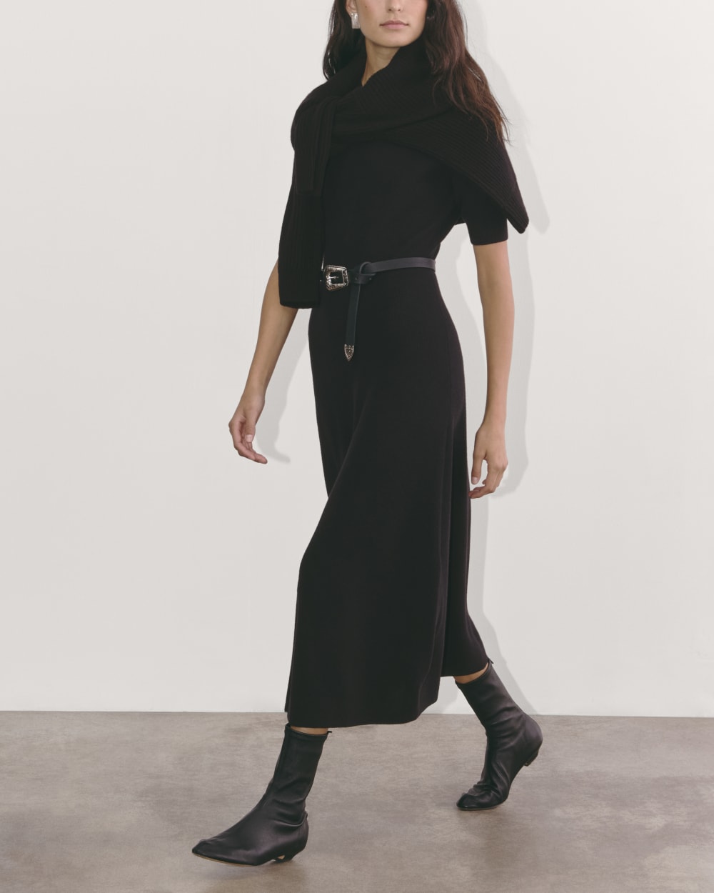 The Ribbed Sweater Dress | Black - Image 6