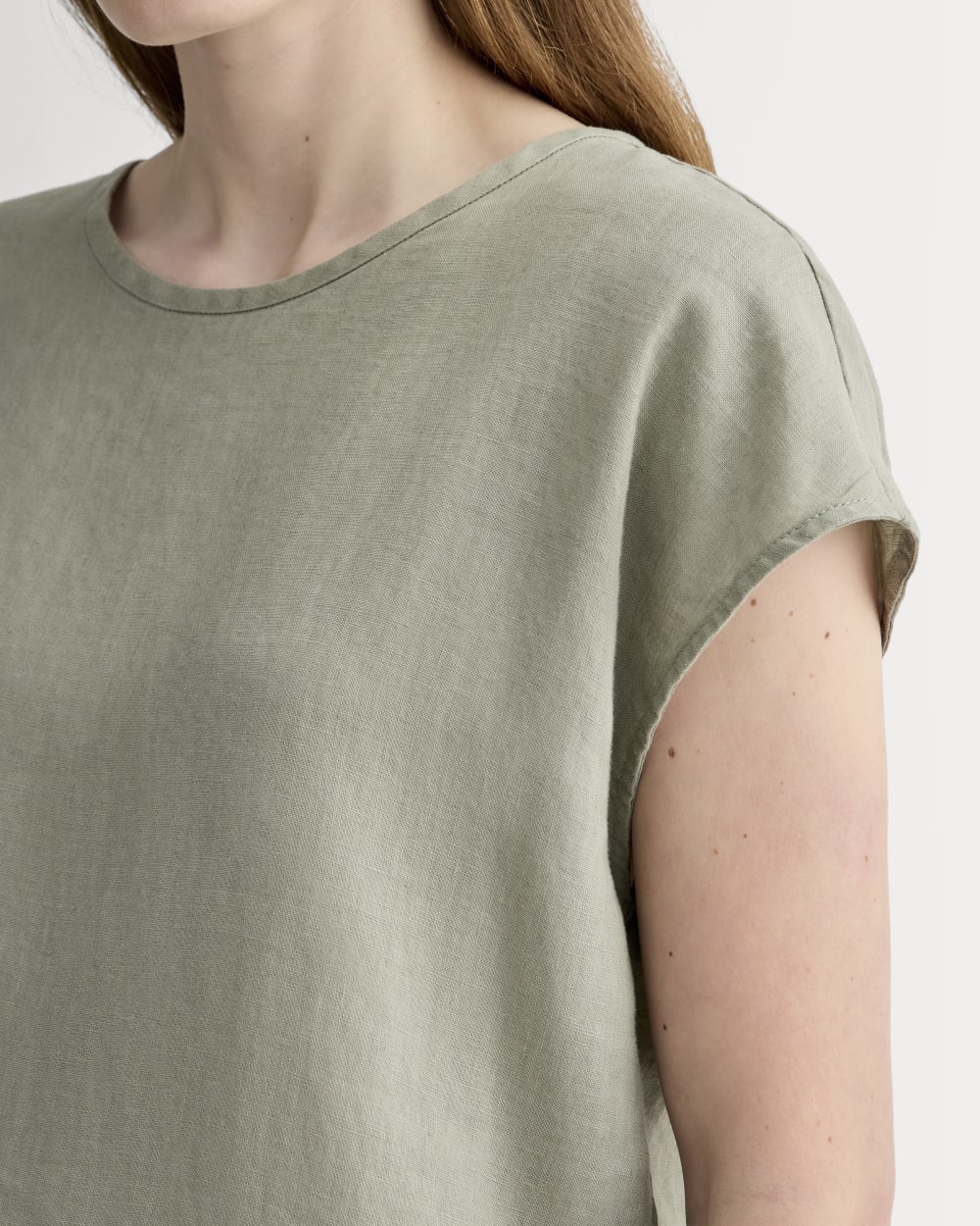 The Muscle Top in Linen | Sage Green - Image 4