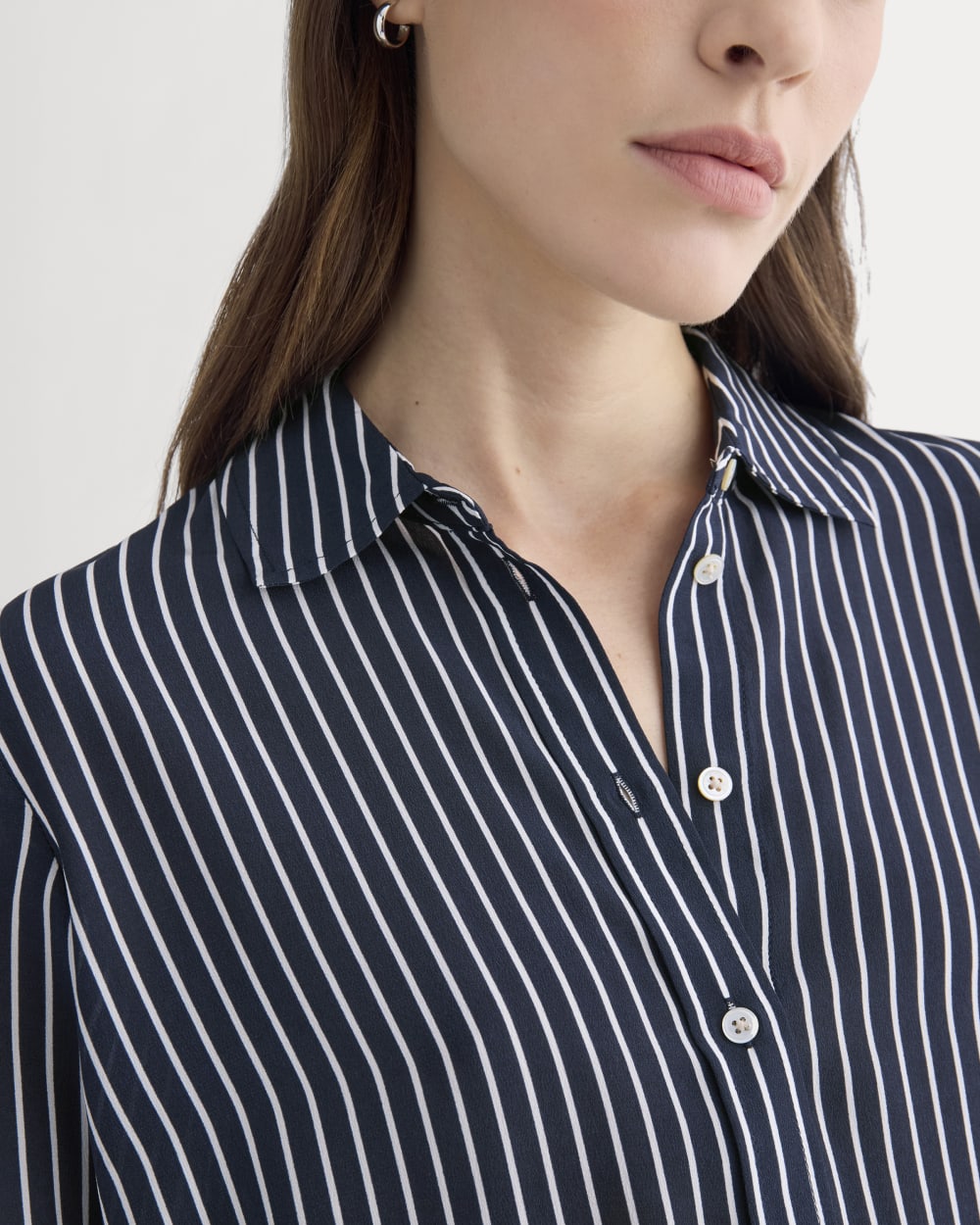 The Must-Have Shirt in Washable Silk | True Navy / Bone Stripe - Image 5