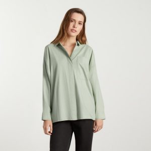 Alternative view of The Oversized Silky Cotton Shirt | Laurel