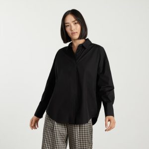 Alternative view of The Oversized Poplin Shirt | Black