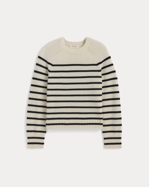 Alternative view of The Boxy Crew in Cashmere | Bone / Black
