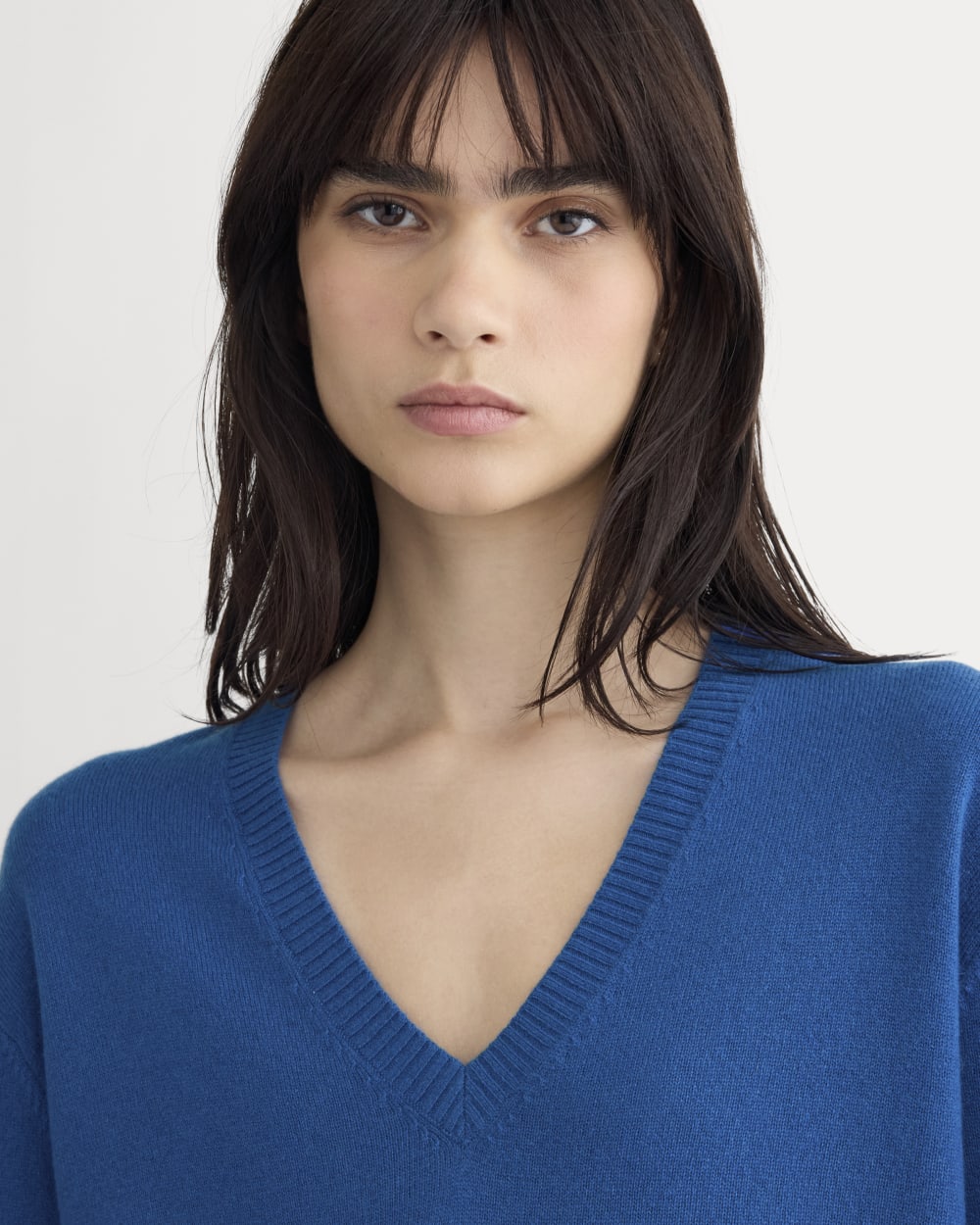 The Classic V in Cashmere | Classic Blue - Image 6