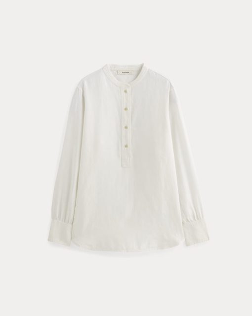 Alternative view of The Henley Shirt in Linen | White