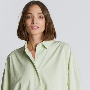 Alternative view of The Oversized Poplin Shirt | Seafoam Green