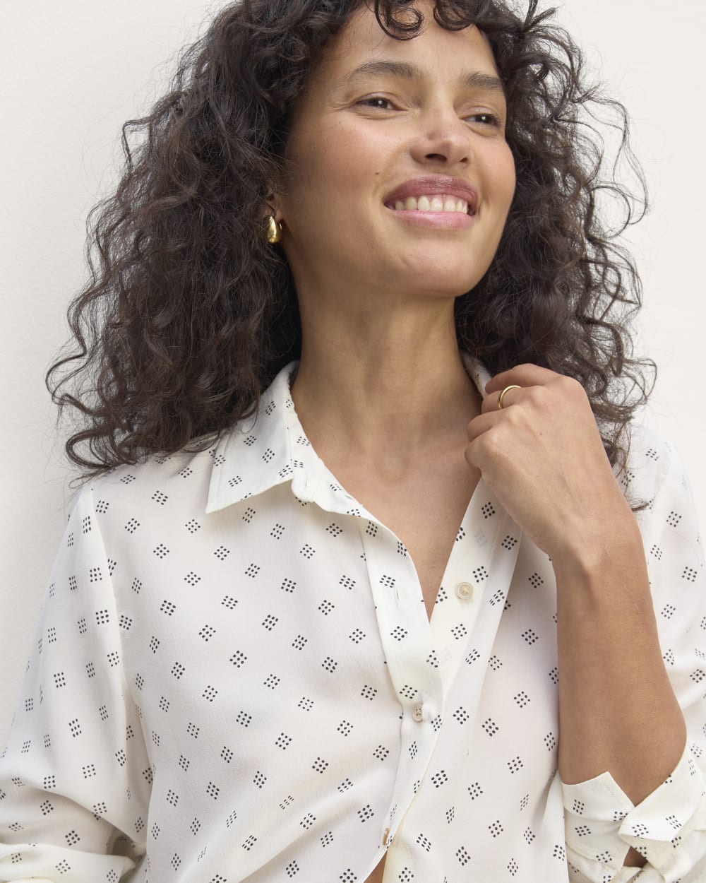 The Must-Have Shirt in Washable Silk | Bone / Black Square Dot - Image 2