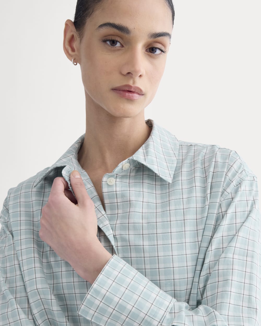 Everyday Shirt in Silky Cotton | Gray Mist - Image 4