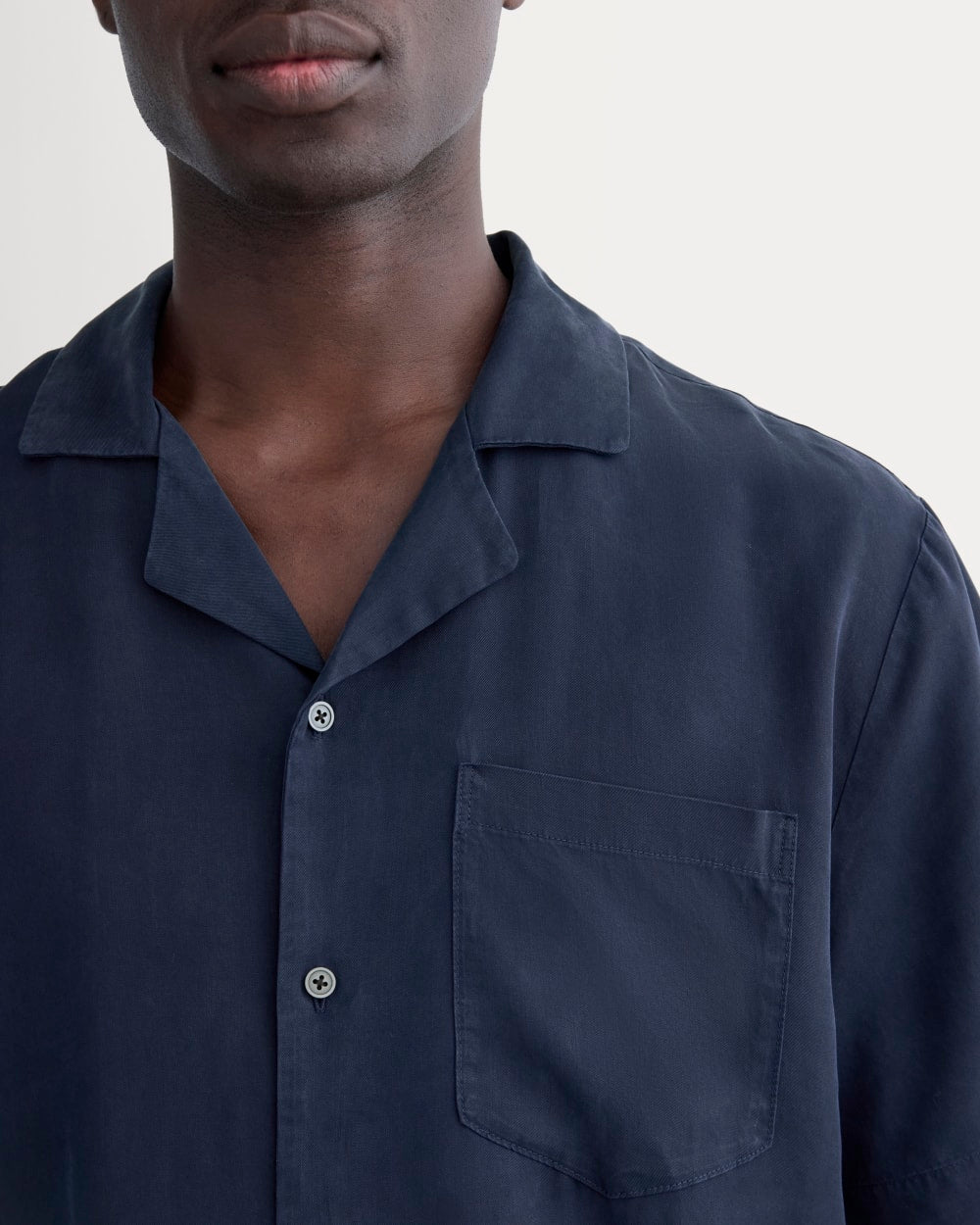 The Resort Shirt in Butterlite | Navy - Image 4