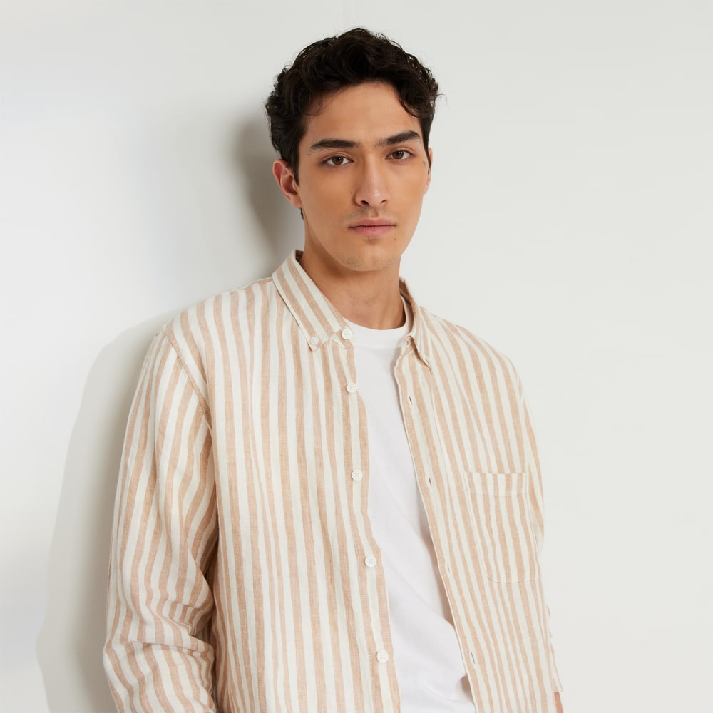 The Classic Shirt in Linen | Bone / Caramel - Image 4