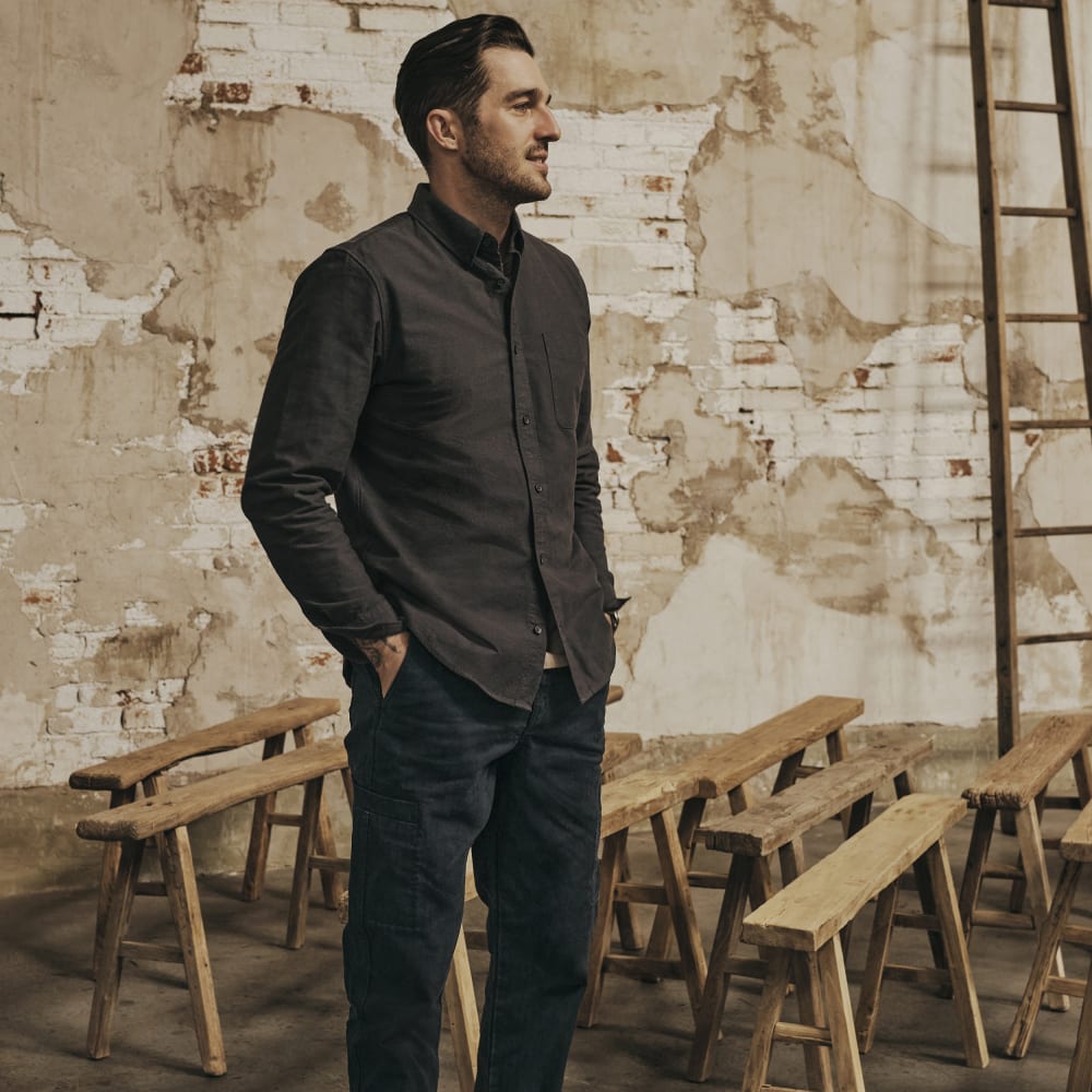 The Classic Shirt in Linen | Black - Image 4