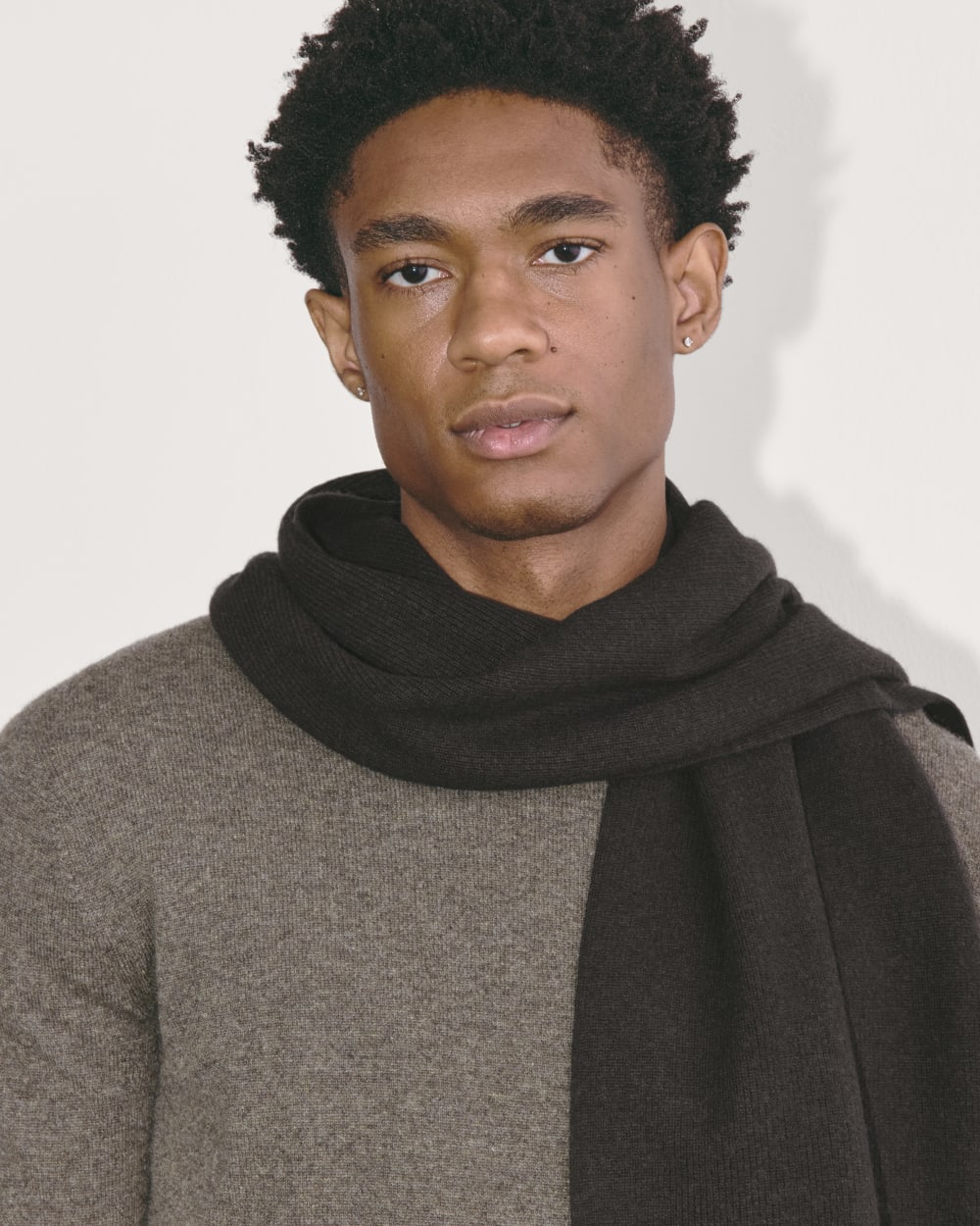 The Cabin Scarf | Black - Image 2