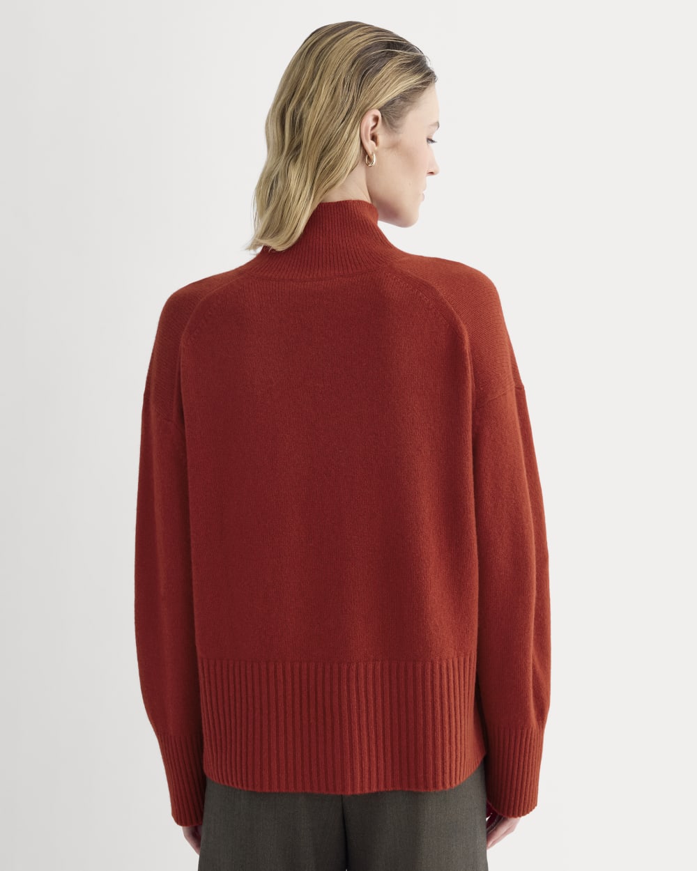The Boxy Turtleneck in Cashmere | Berry Red - Image 5